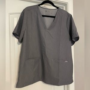 FIGS Casma three pocket scrub top, Graphite, size XXL